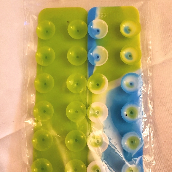 2 for $5 - Squid Pops Suction Cup Fidget Toy - Picture 4 of 4